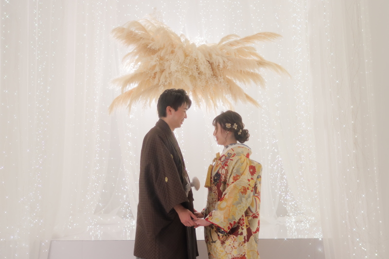 仲良く手繋ぎショット♡