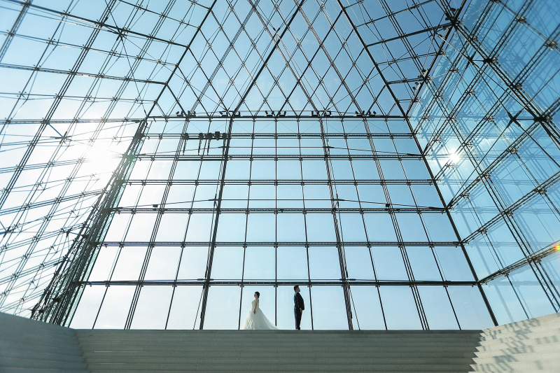 ガラスで構成されたアトリウム