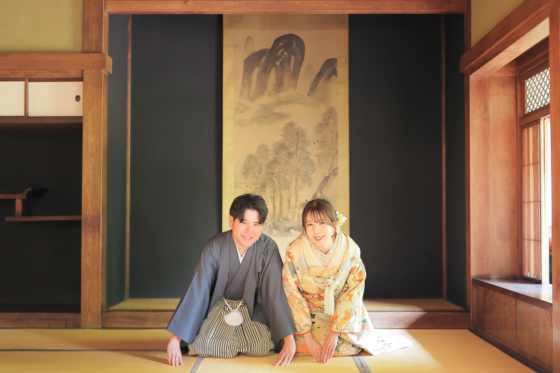 1着目の最後は正座+お辞儀ショット！