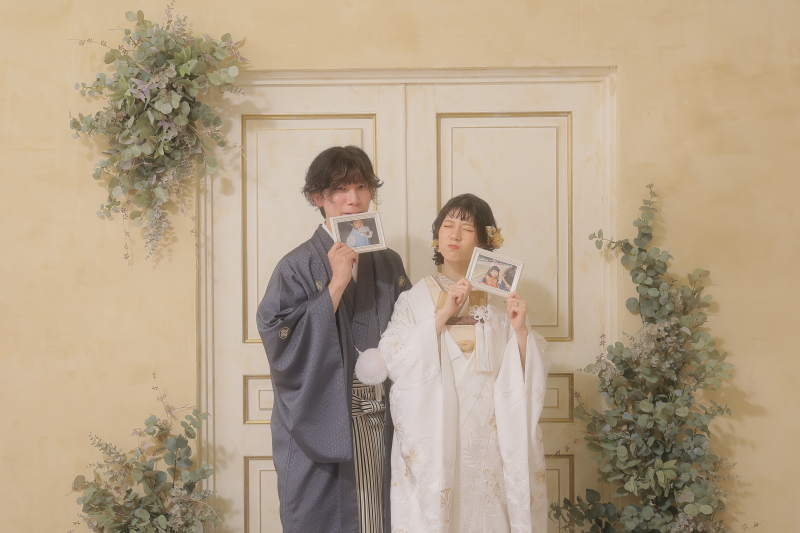 子どもの頃の写真を持って