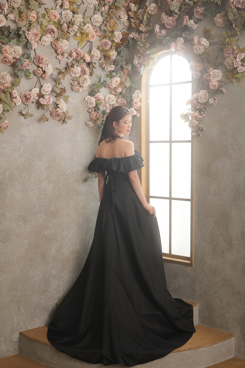 オフショルデザインがかわいい⚘