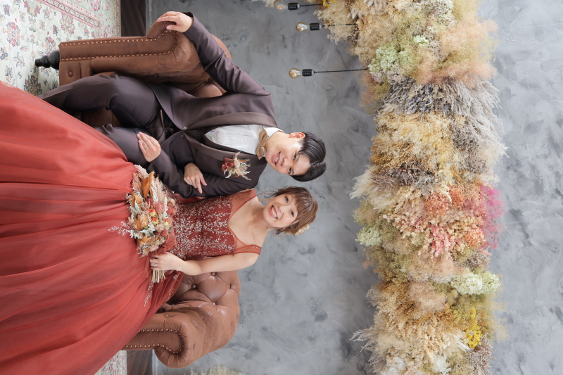 スタジオを変えて洋装へチェンジ!!