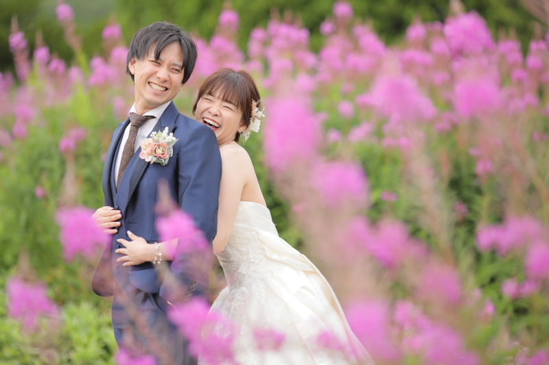 花々に囲まれて❁