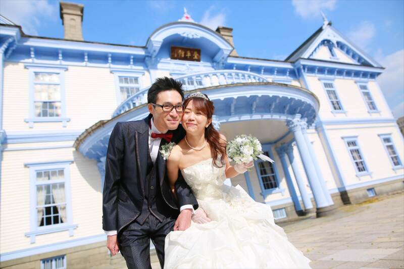 美しい外観をバックに