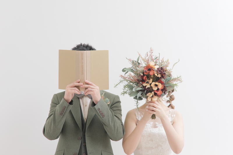 お顔を隠したかくれんぼショット❁