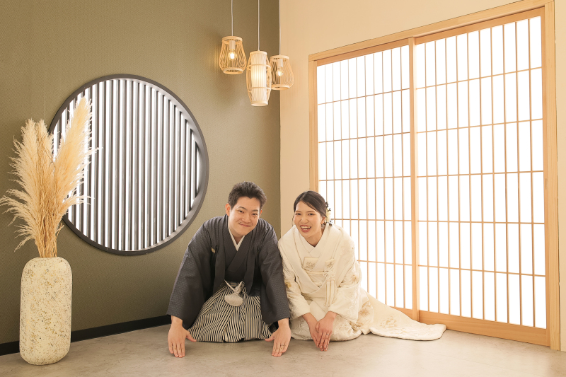 1着目の最後は和装ならではのショットで!