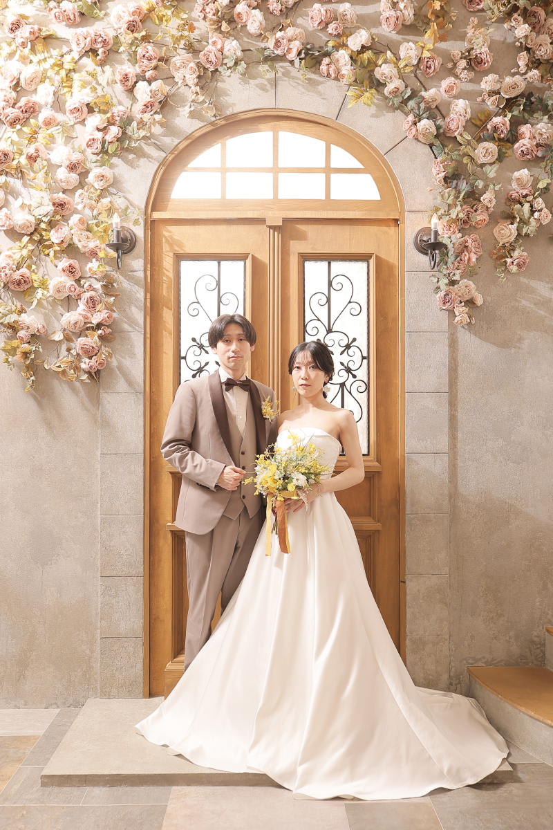 今度はウェディングドレスで