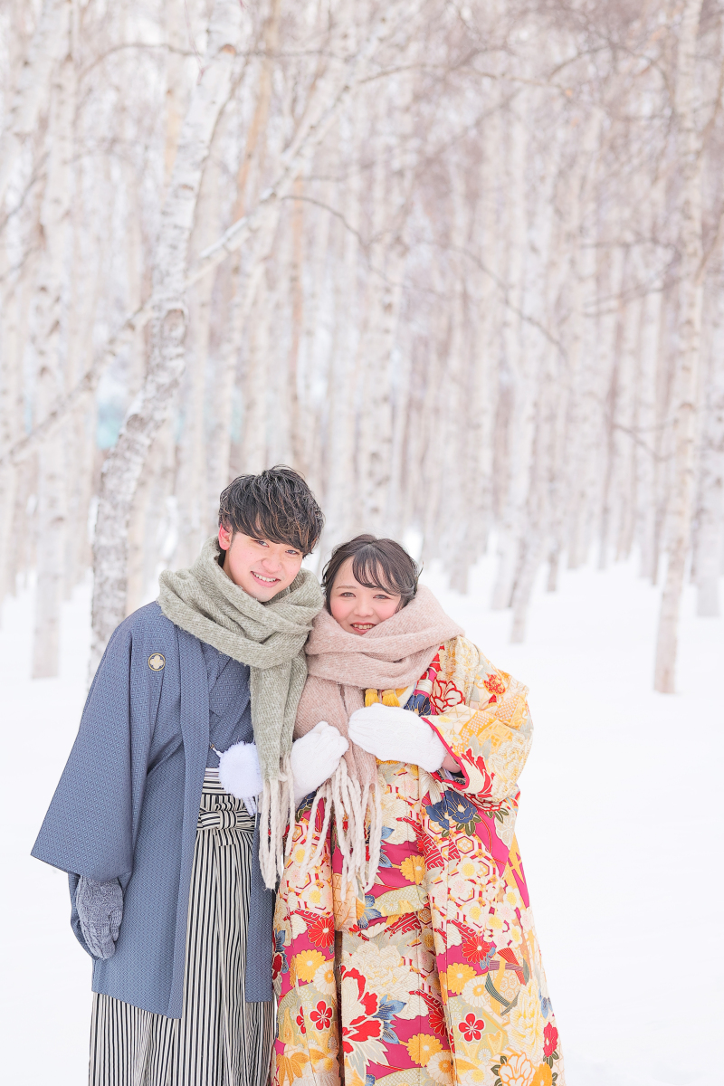 白樺をバックに◎