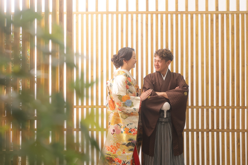 寄り添うように