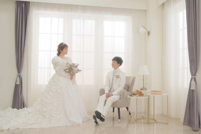 1着目:ウェディングドレス