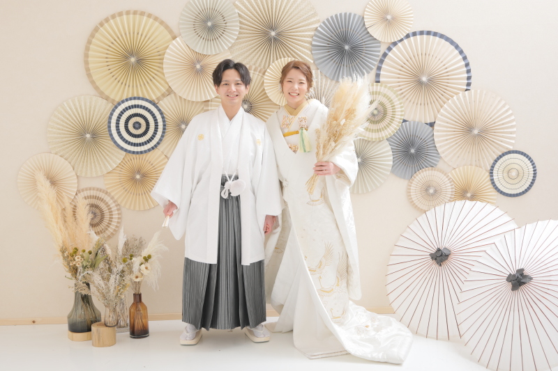 お着物を白で統一したコーディネート