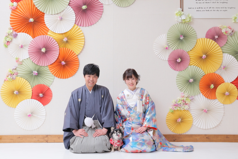 みんなで仲良く座りショット！