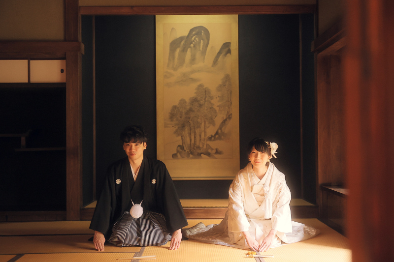 正座からのお辞儀ショット!