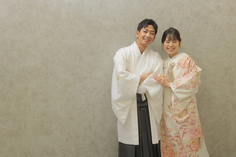 寄り添うように