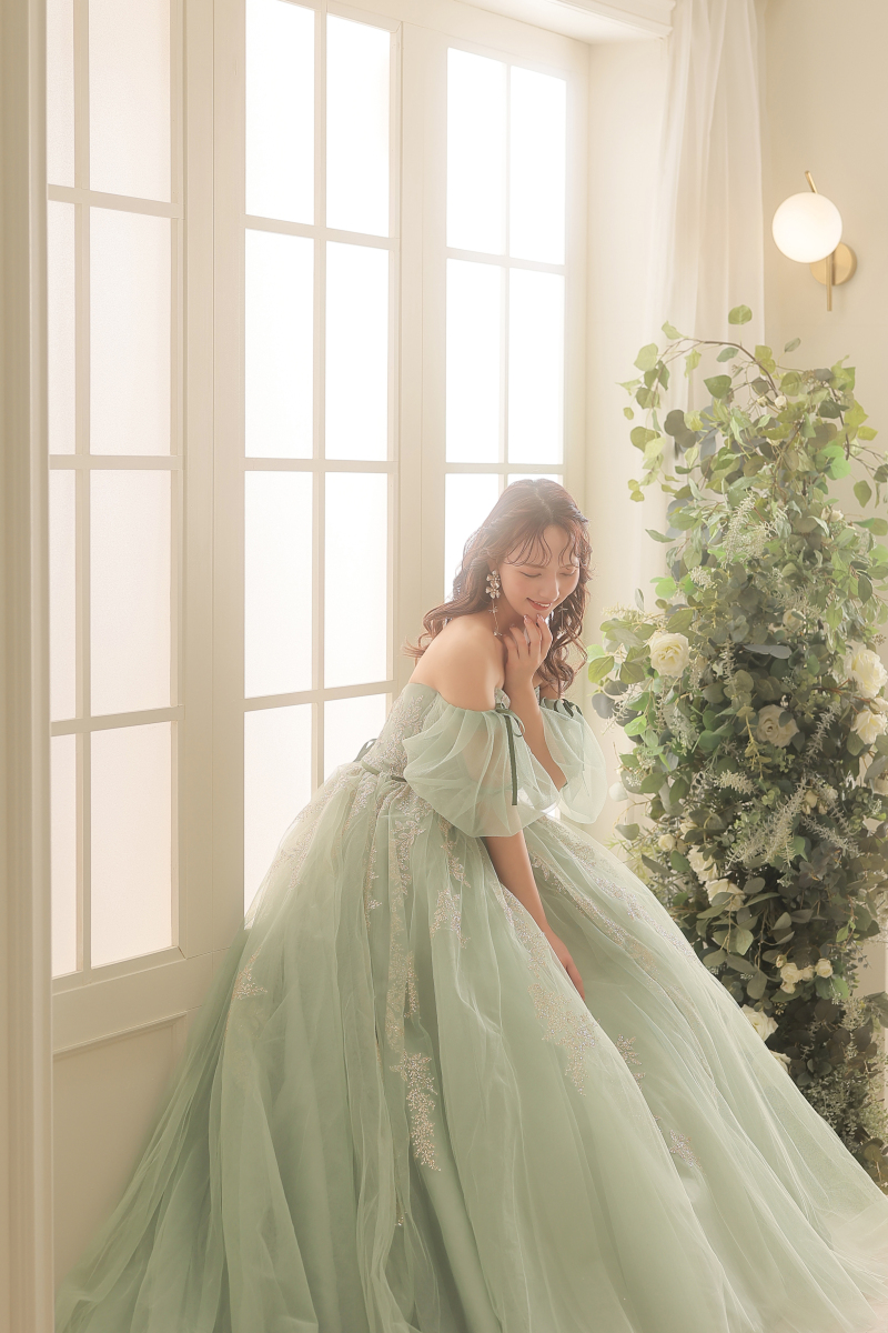 カラードレスにお着がえ♬