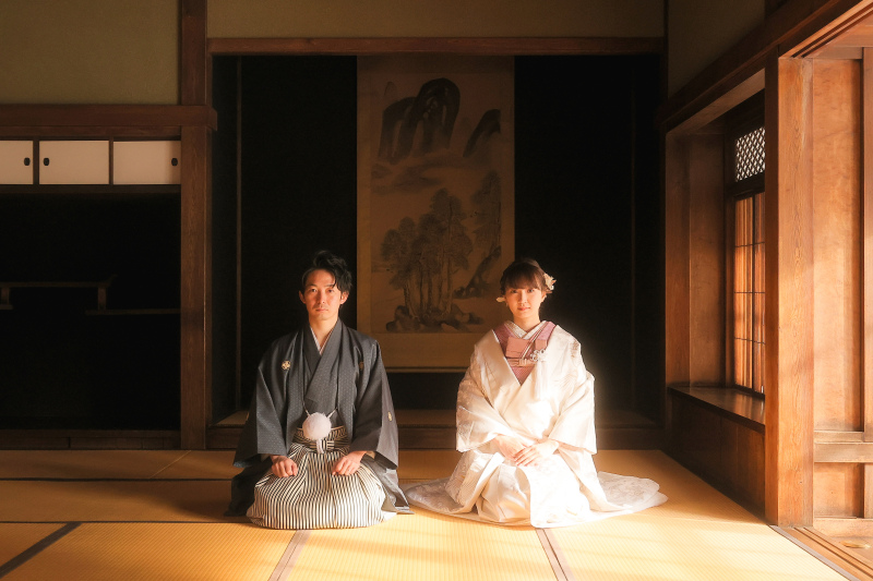 カチッと座りの写真