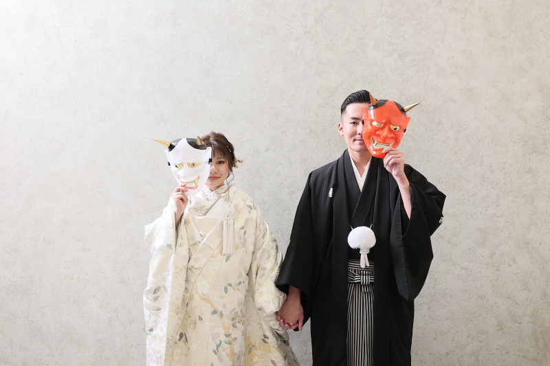 お面でクールに