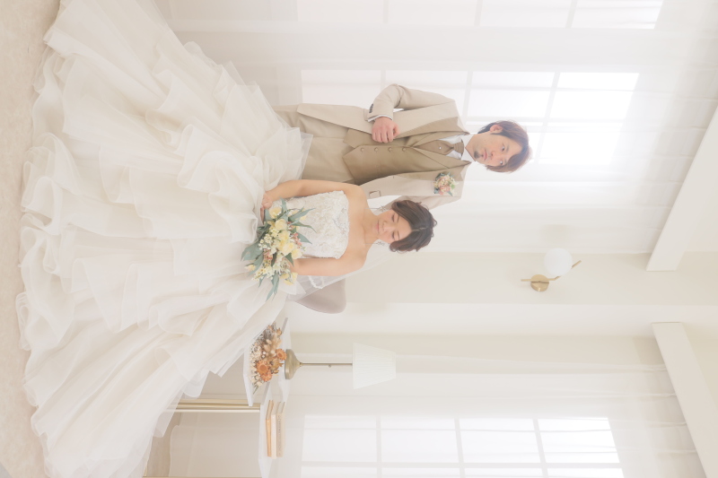 1着目:ウェディングドレス