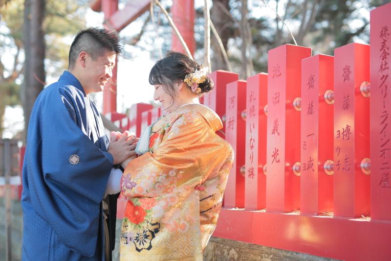 向かい合わせで