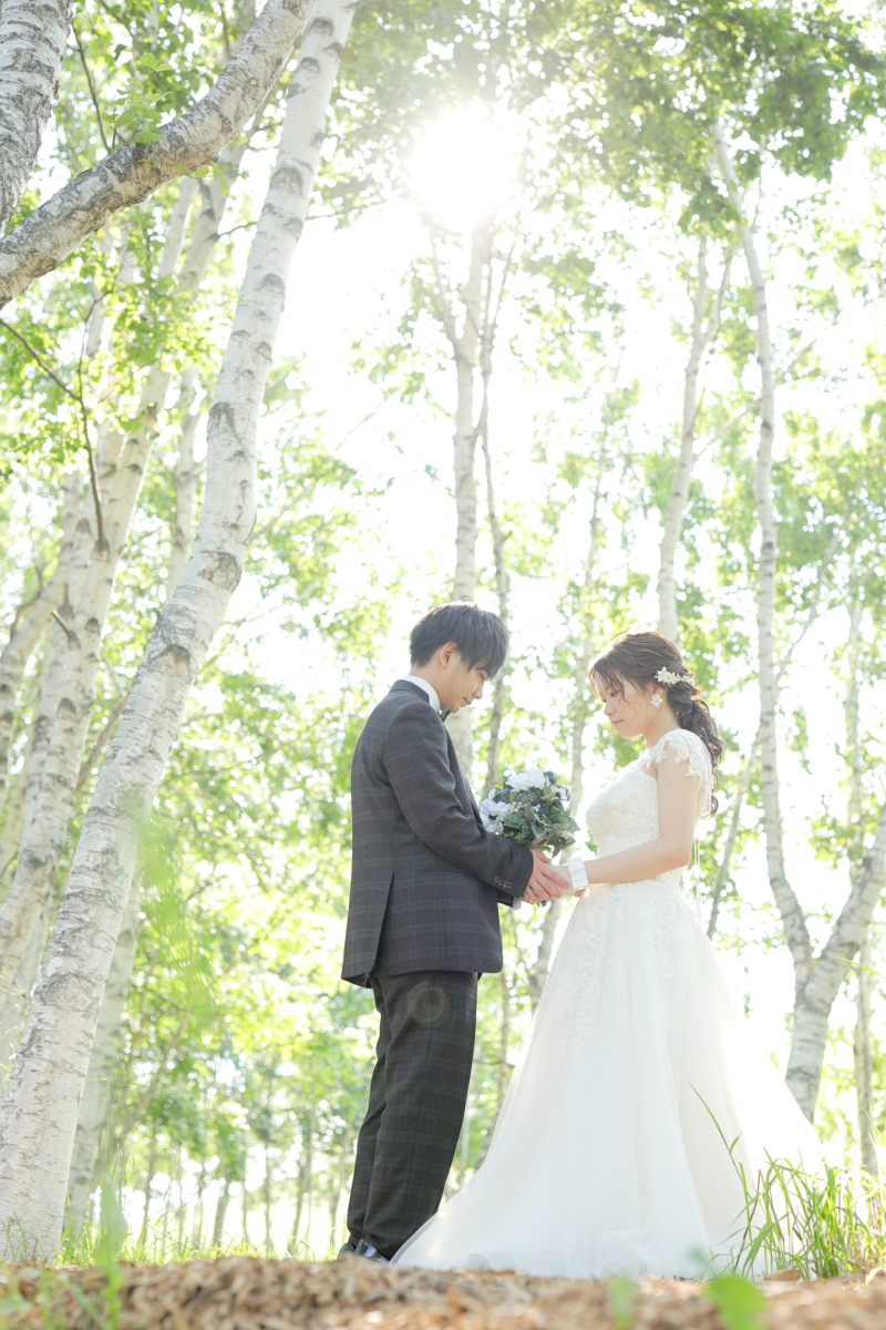 白樺の木々に囲まれて