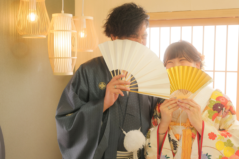 扇子でお顔を隠してもかわいい♬