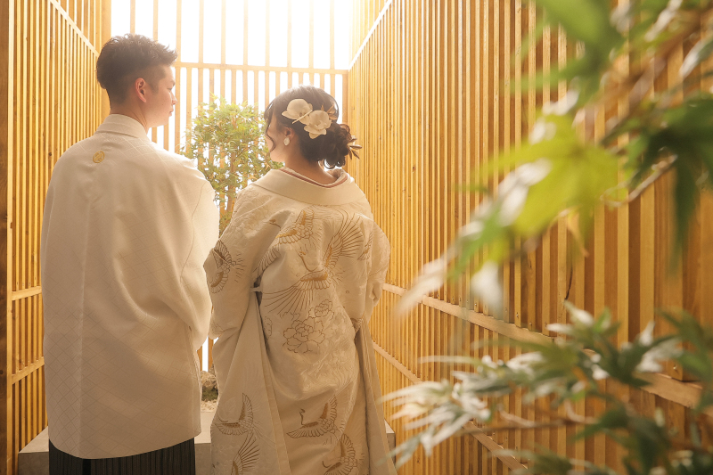 和装でも後ろ姿を!