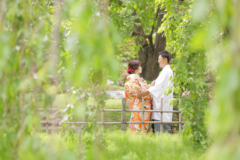 新緑のなか見つめあうお2人❁