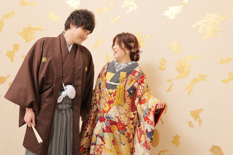 手をつないでるんるん♩