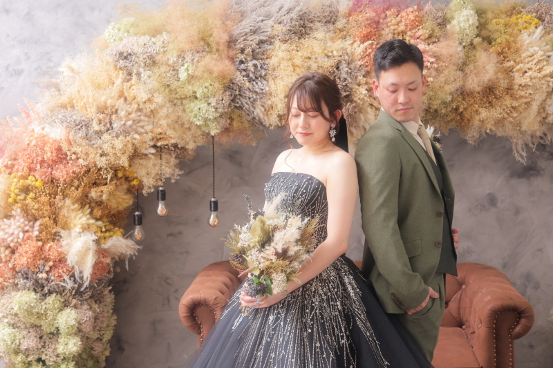 背中合わせで・・・