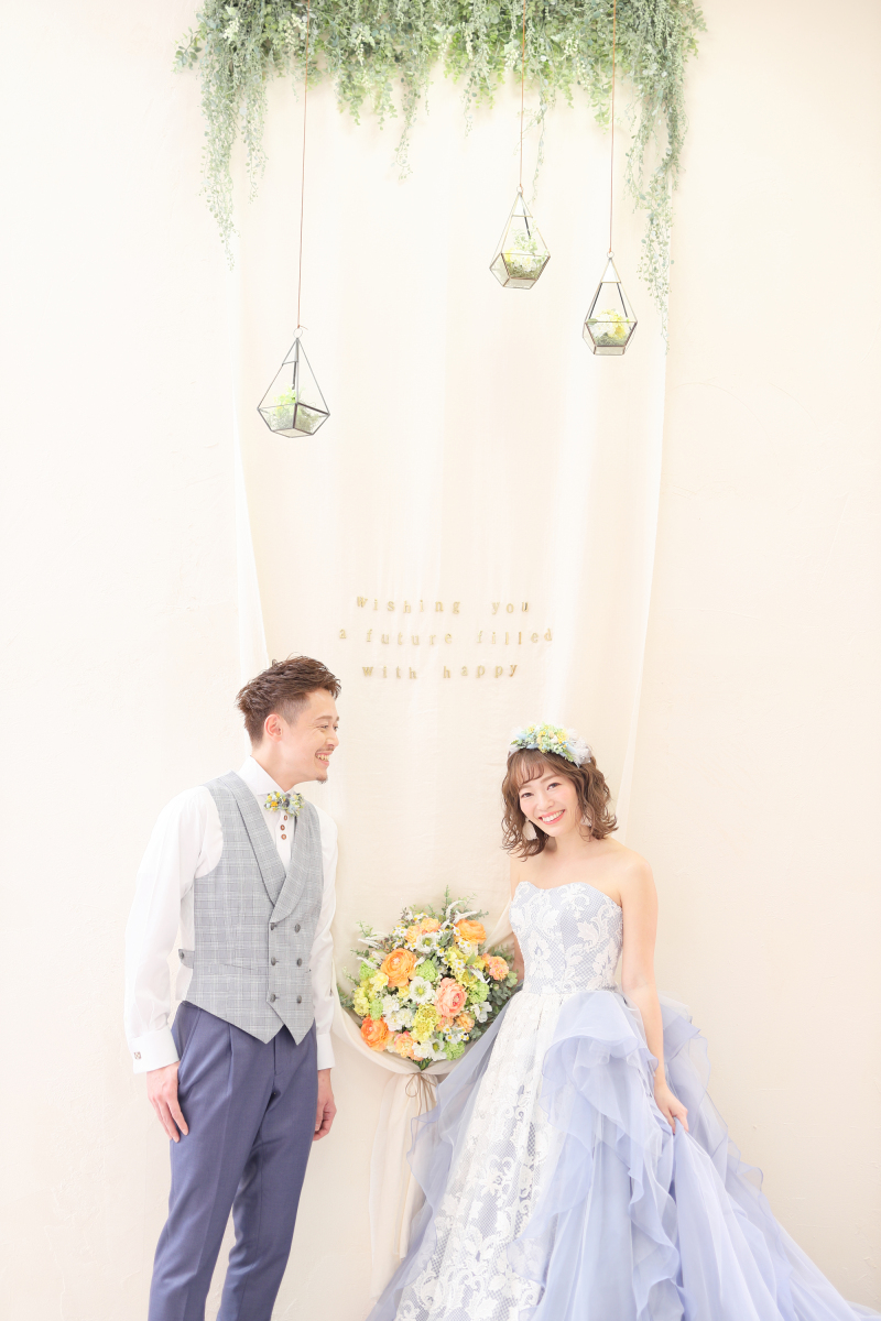 ちょっと大人な夏のナチュラルウェディングスタイル