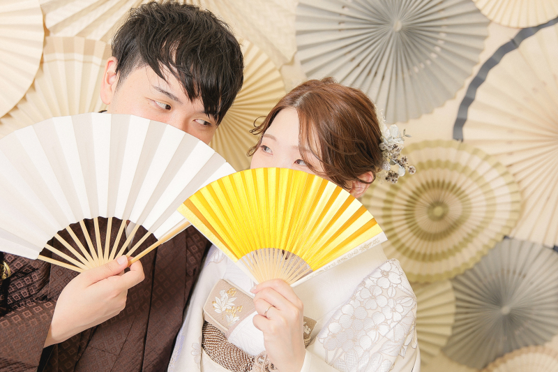 お顔を隠して可愛らしく⚘