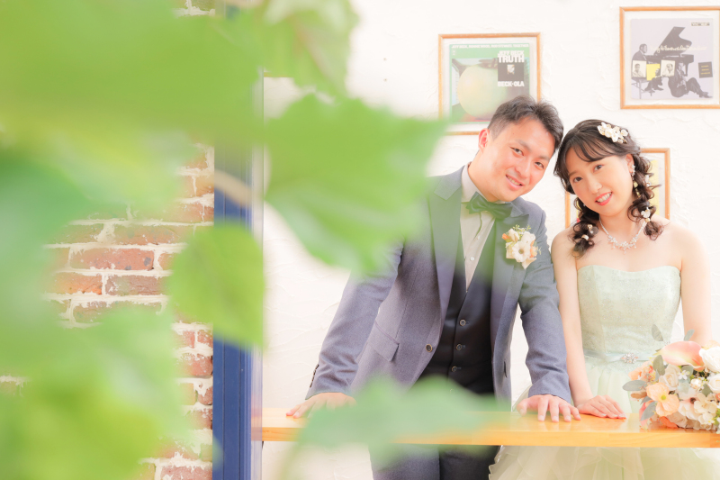 茂みの中から・・