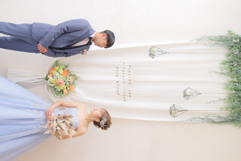 ラフな立ち姿で