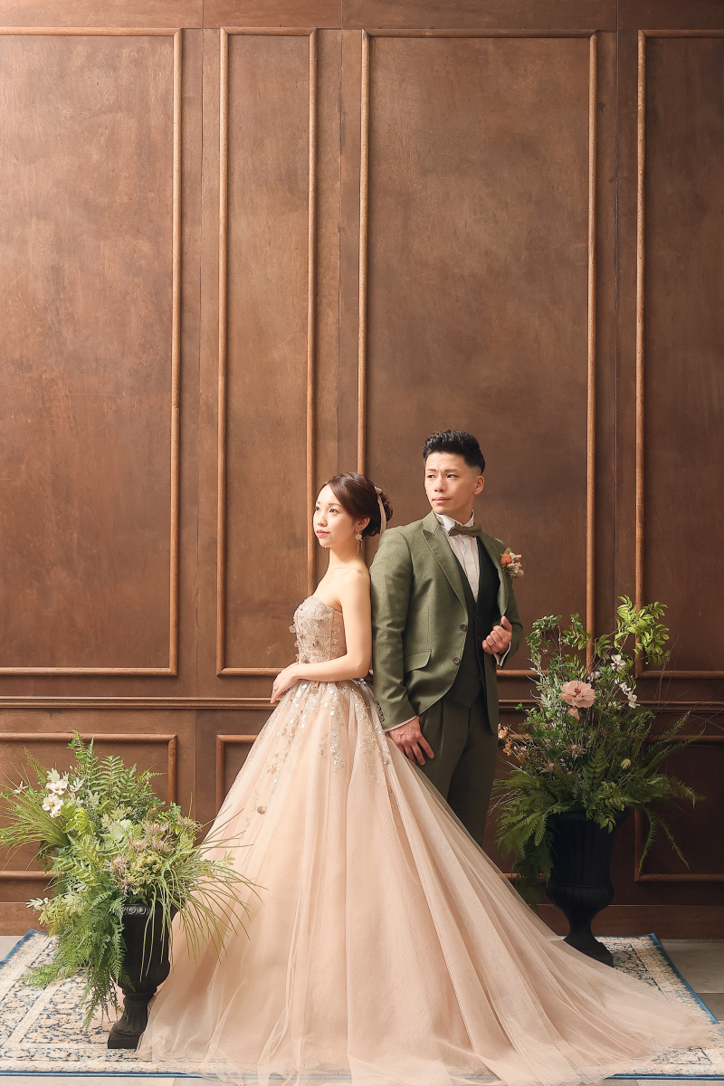 3着目はカラードレス&タキシード