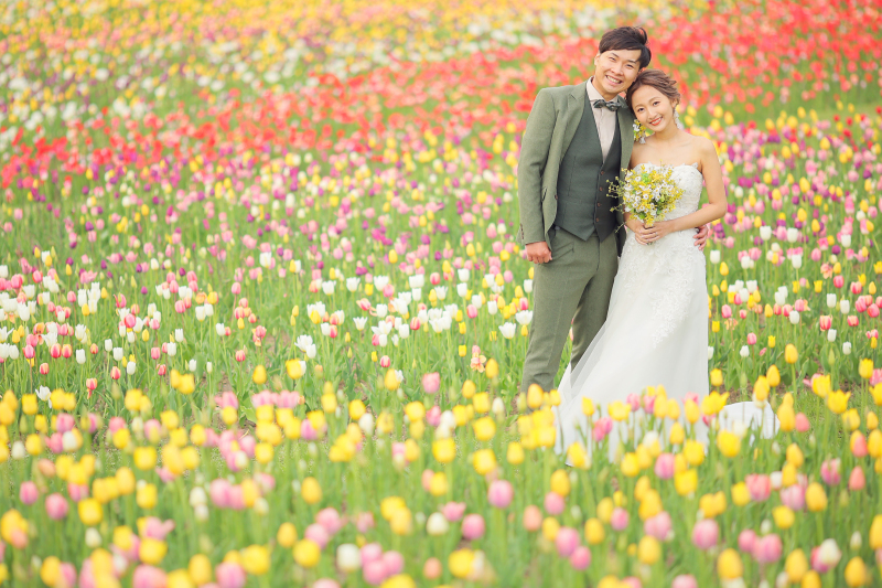 チューリップと一緒に