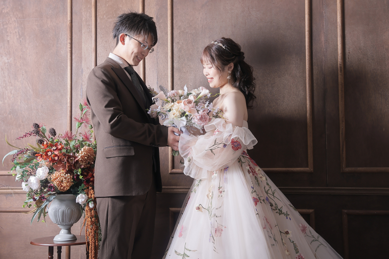 向かい合わせで