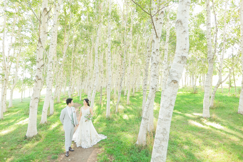 今度は外へ移動してきました!