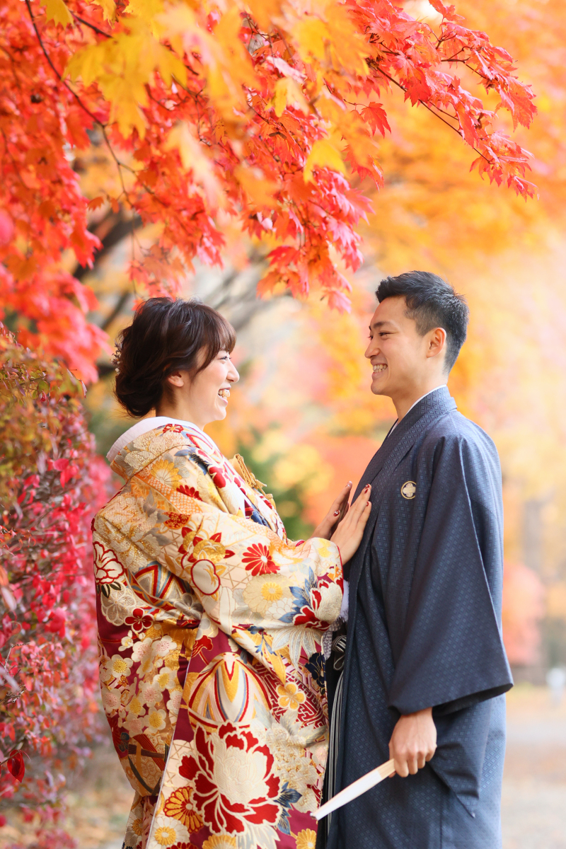 向かい合わせで