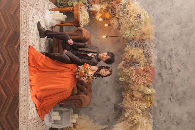 背中合わせで＊