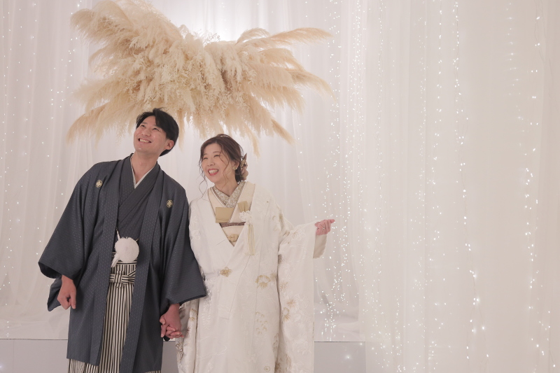 手を繋いでゆらゆら