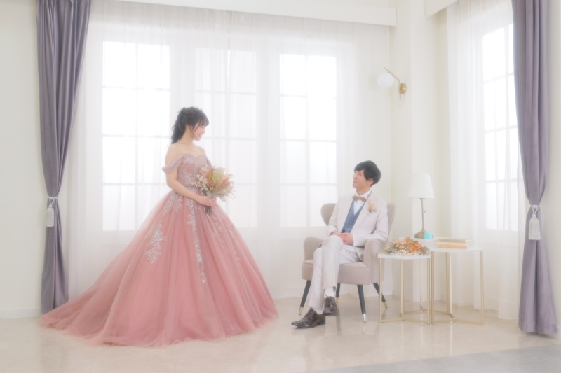 真っ白なお部屋で