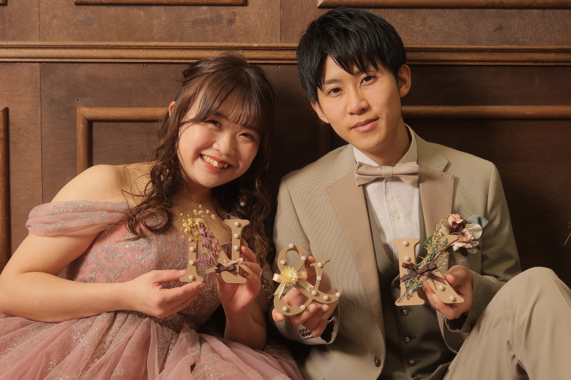 お持ち込みいただいたイニシャルを持って