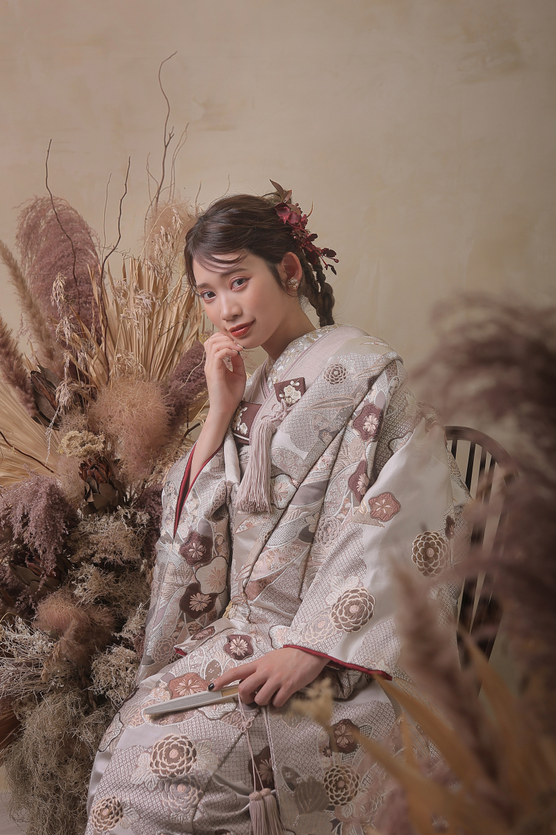 石栗写真館札幌店_色打掛・着物が豊富