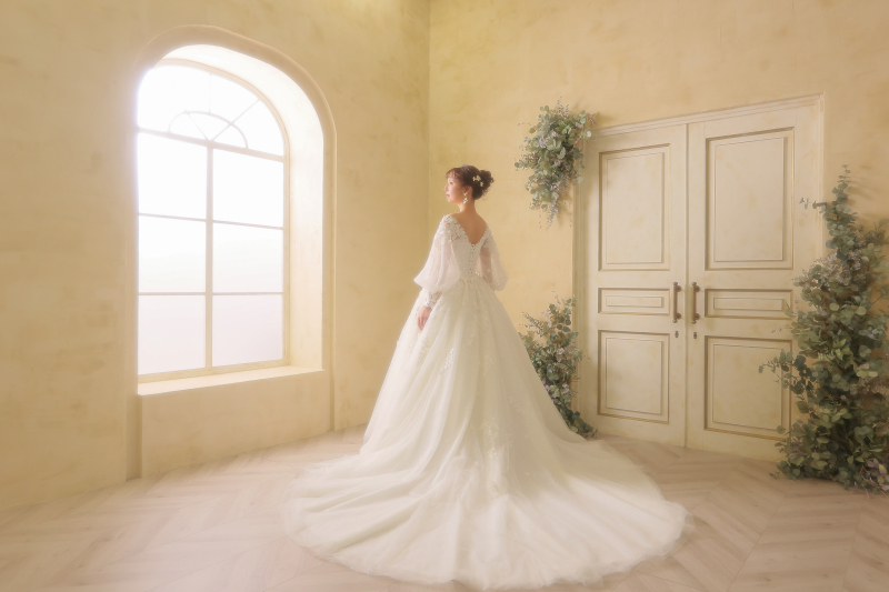 石栗写真館札幌店_ウエディングドレスが豊富