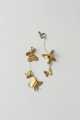 イヤリング OLEO