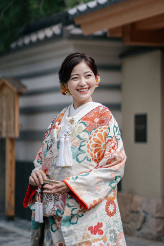 PIU-012 裂取菊花文（白）