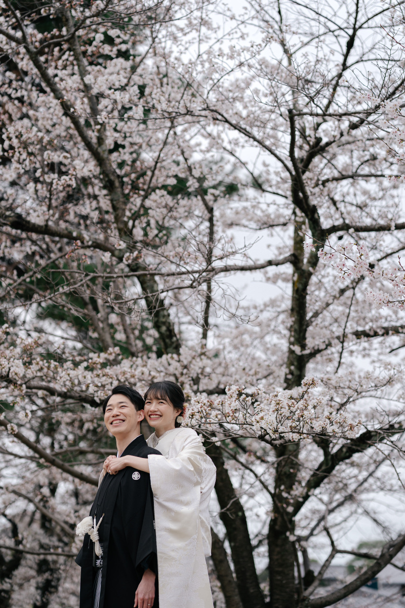 笑顔いっぱいのハグ