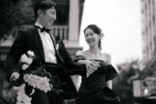 お二人が自然と笑顔になれるようなリラックスした撮影の空気感を大切にしています＊