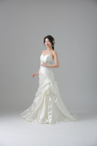 ウェディングドレス【WD60847】