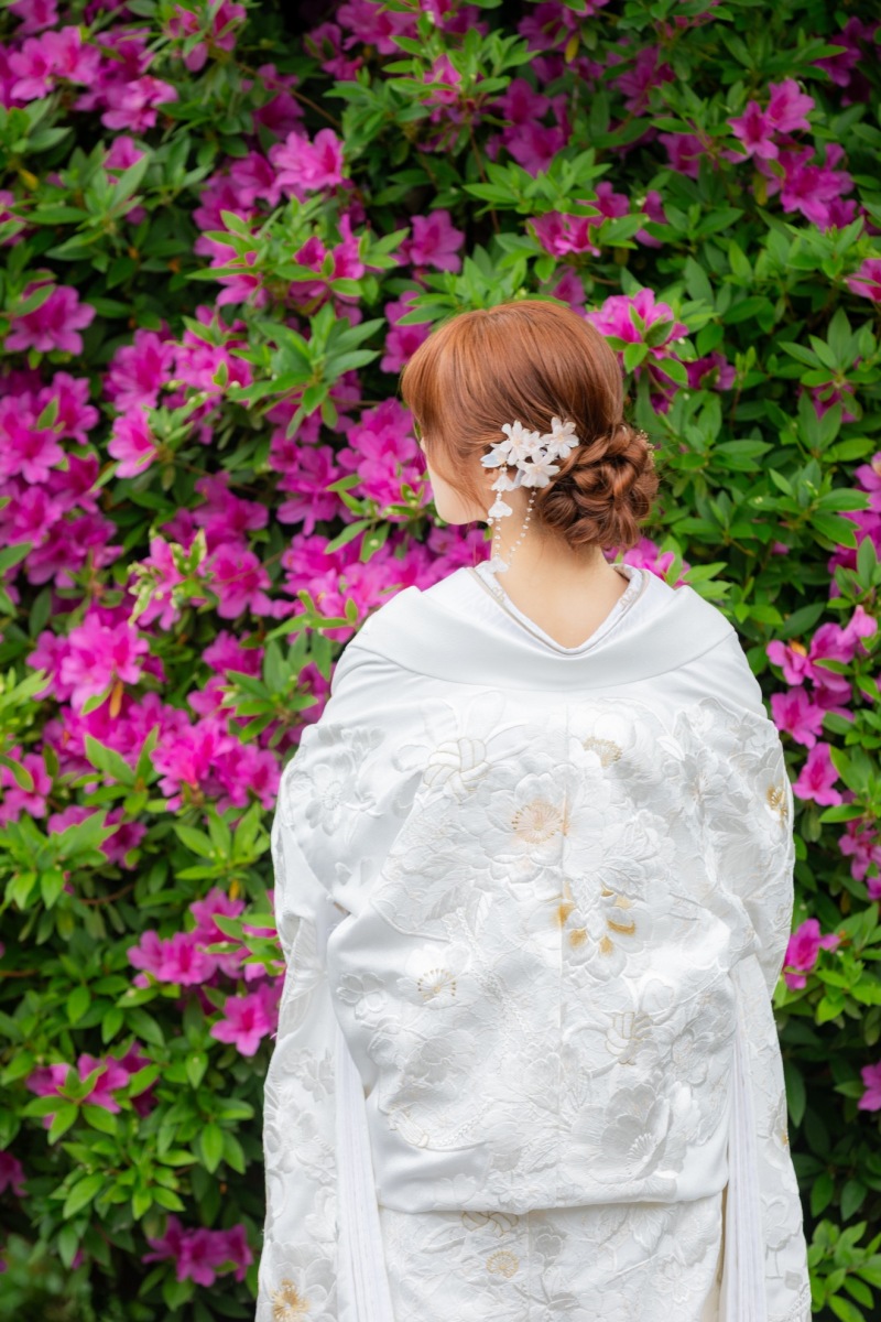 白無垢とかわいめシンプルなヘアスタイル